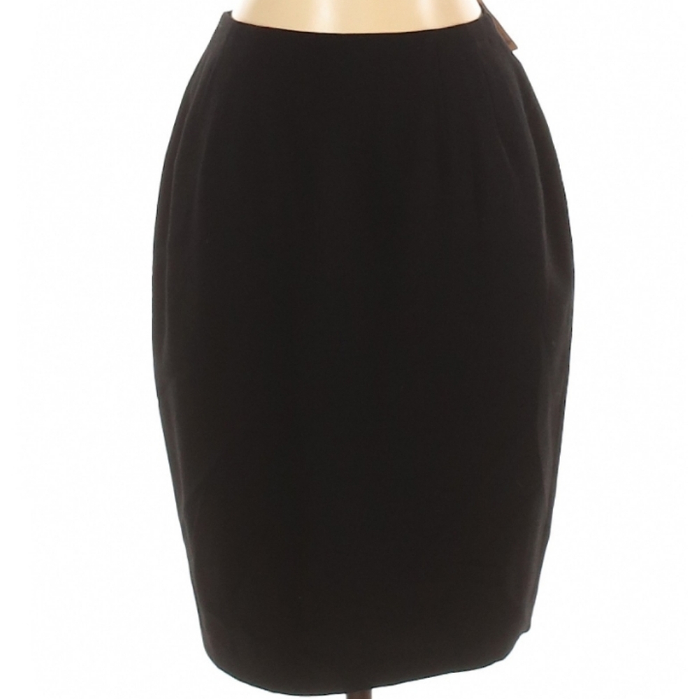 Valerie Stevens Petites, Vintage 90s From Hecht's. Black Pencil Skirt lined.